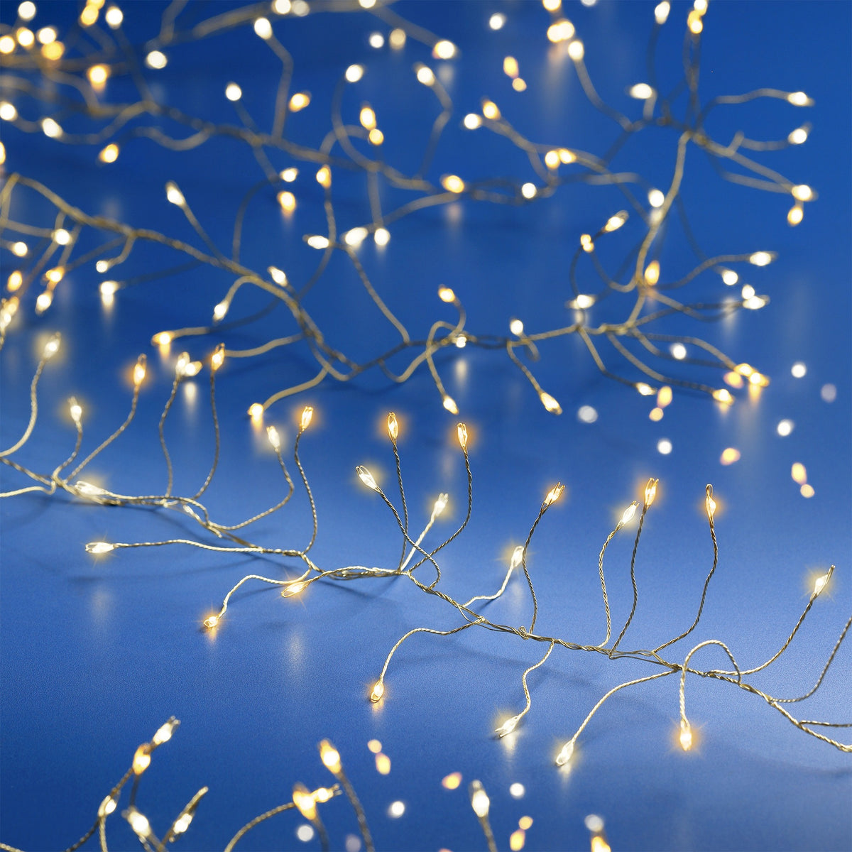 Lumineo Door Garland Compact Cluster Lights in Warm White & Classic Warm Gold 5.5m 440 LEDs