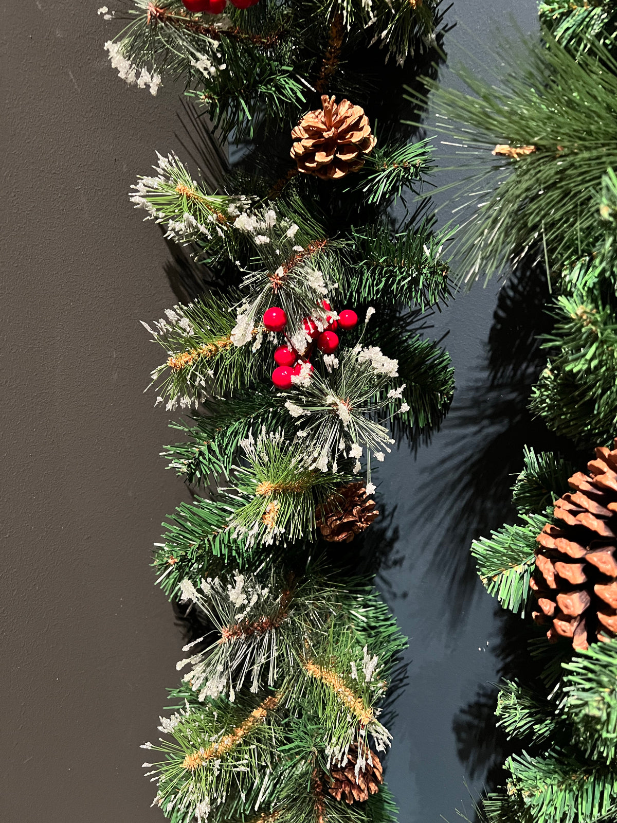 Everlands Snowy Berries & Pinecone Ipswich Christmas Garland - 270cm