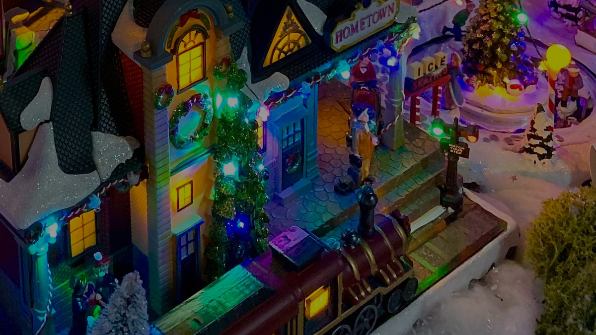 Light up Christmas village buildings and illuminated festive scenes at Southwood Christmas Shop UK