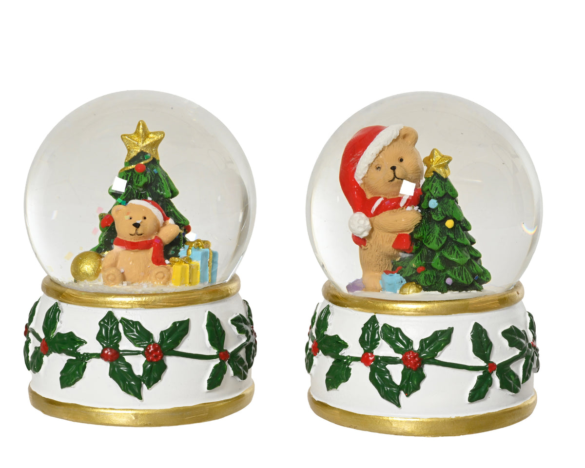 Single Glass Snow Globe Bear with Christmas Tree 8.7cm