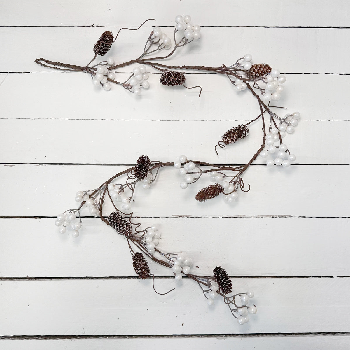 Pearl & Pinecone Woodland Garland - 1.2m