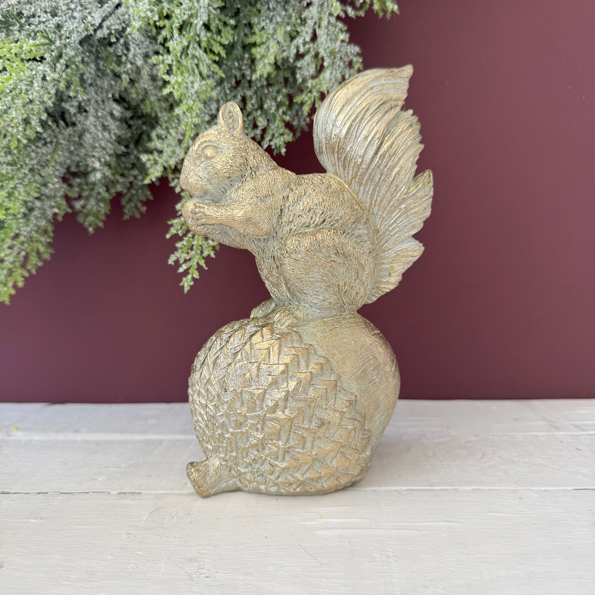 Light Gold Squirrel On Acorn - 19cm