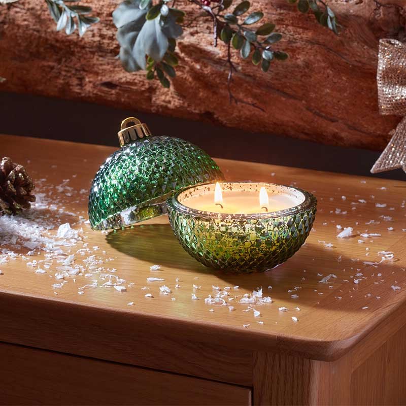 Green Bauble Candle