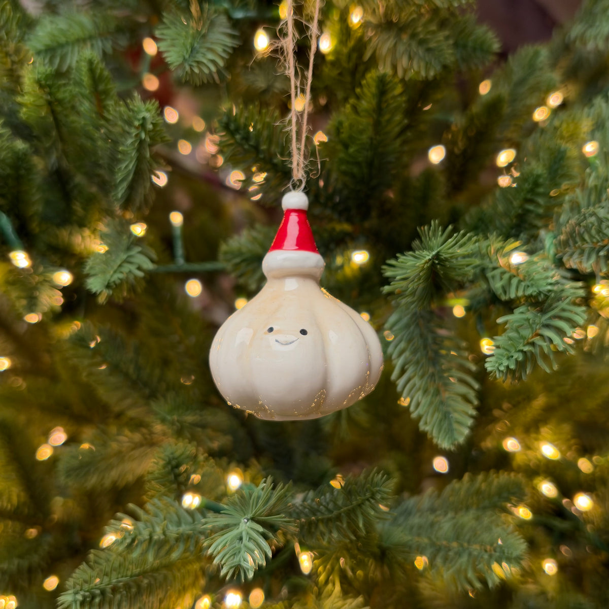 Ceramic Christmas Garlic Bulb Bauble with Santa Hat - 6.9cm