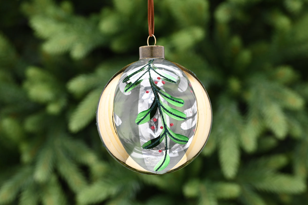 Clear Glass Bauble with Mistletoe Design - 10cm