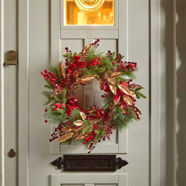 Ruby Velvet Festive Wreath - 40cm