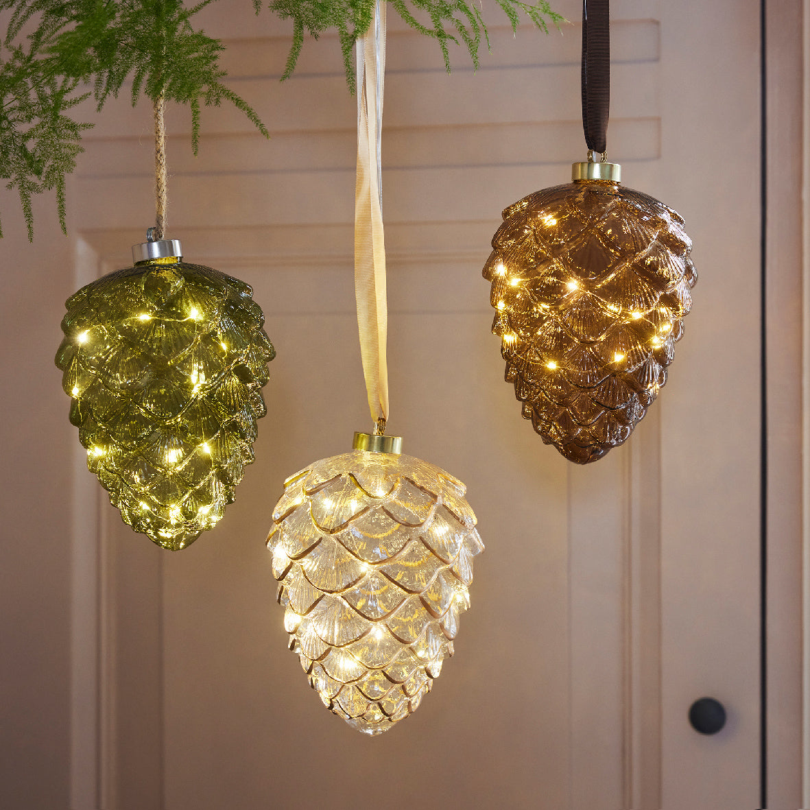 Warm White Micro LED Pinecone Light with Brown Ribbon - 15cm 15 LEDs