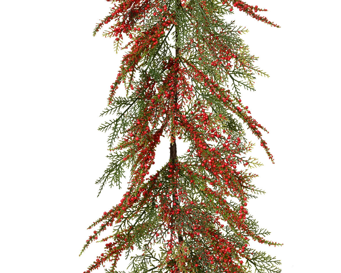 Lushy Garland with Red Berries