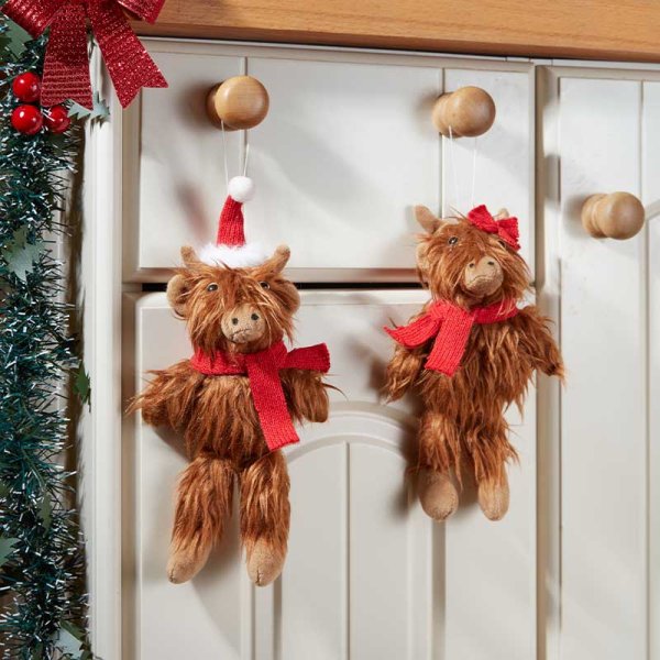 Festive Hairy Hattie Highland Cow - Pendant Hanging Decoration