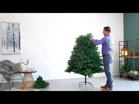 Everlands Canada Spruce Artificial Christmas Tree