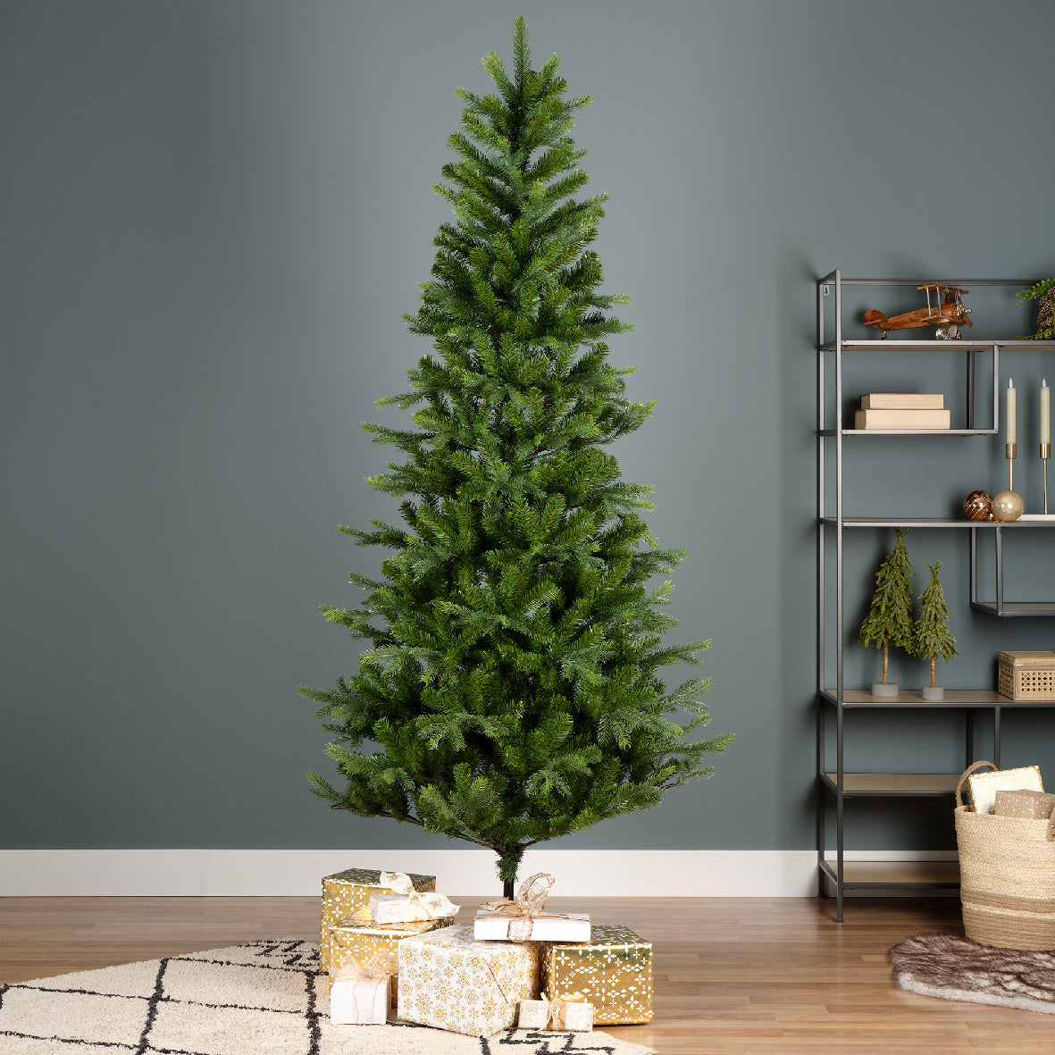 Everlands Idaho Fir Artificial Christmas Tree