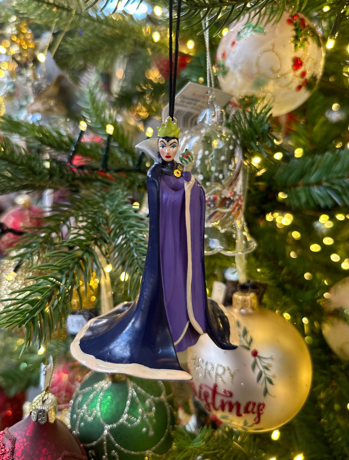 Disney Villain's 3D Resin Evil Queen Christmas Bauble Decoration